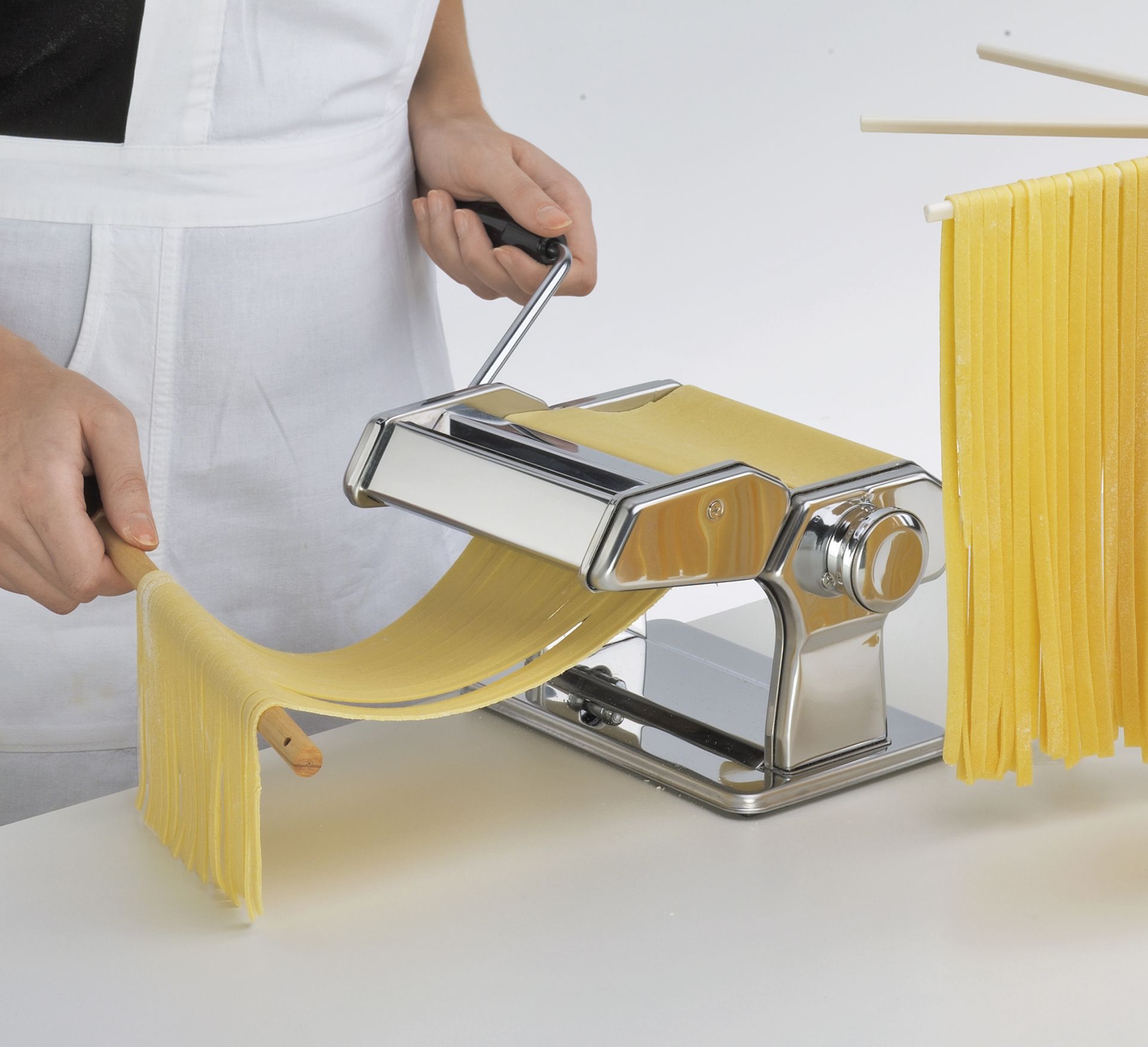 0807702800_ VITALE 150 Strojek na těstoviny nerez Kuchenprofi (11)